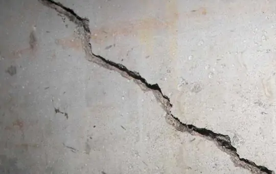 foundation crack repair
